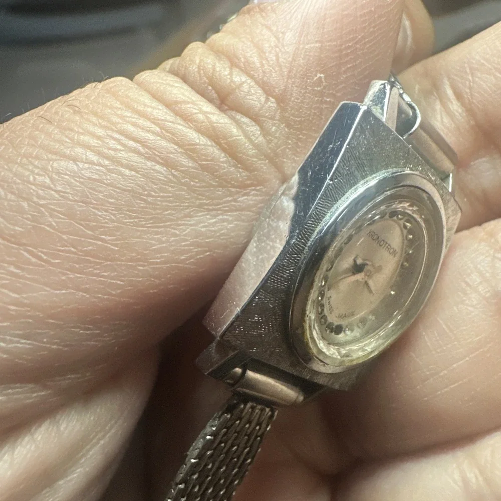 Working Vintage Kronotron Swiss Manual Wind Watch Women Silver Mesh 18mm Fit 6.5